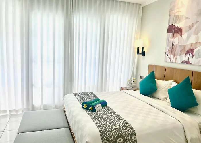 The Bay Sunflower Apartahotel